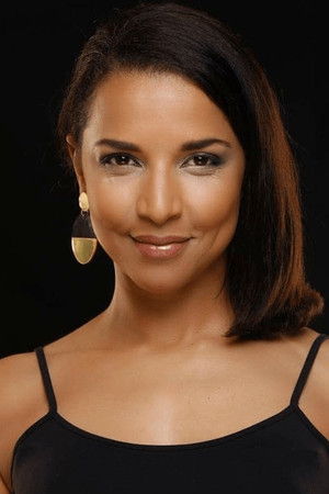 Rita Cruz portrait