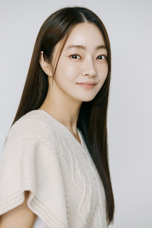 Seo Hyo-rim portrait