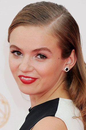 Morgan Saylor portrait