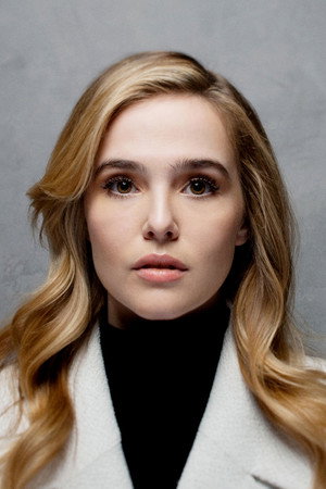 Zoey Deutch portrait