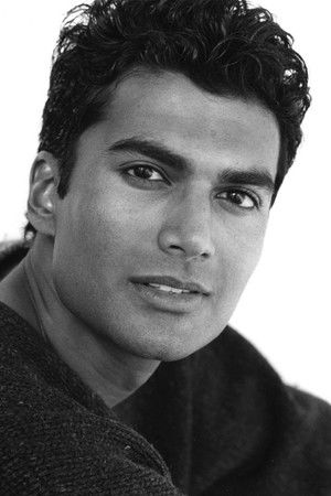 Sendhil Ramamurthy portrait