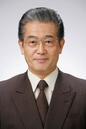 Kei Sunaga portrait