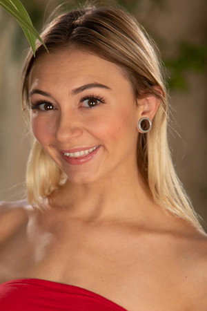 Chloe Temple portrait
