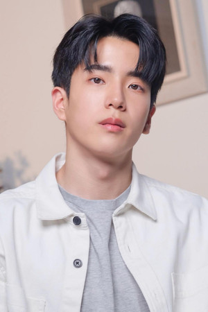 Chanon Santinatornkul portrait