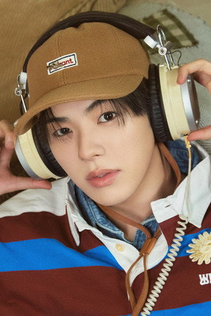Yoon Jae-hyuk portrait