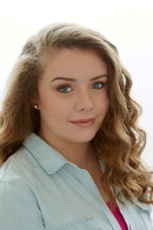 Alexa MacKell portrait