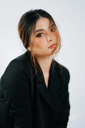 Anji Salvacion portrait