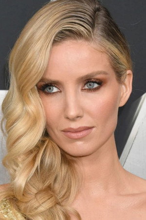 Annabelle Wallis portrait