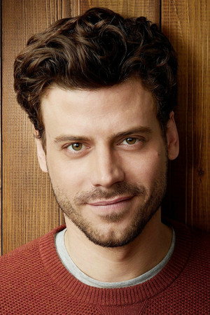 François Arnaud portrait