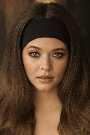 Sasha Pieterse portrait