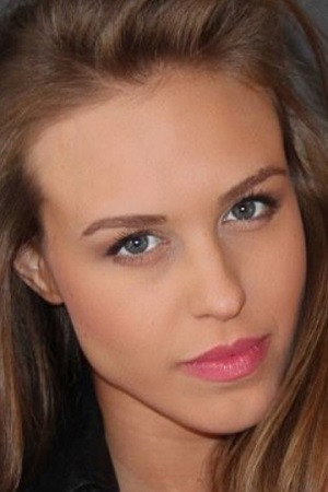 Anna Gallyamova portrait