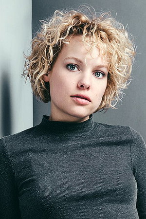 Julia Franz Richter portrait