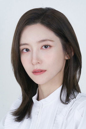 Park Ji-hyun portrait