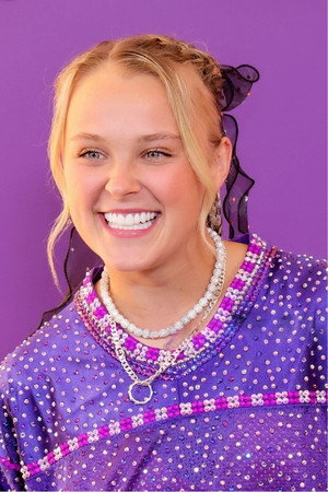 JoJo Siwa portrait
