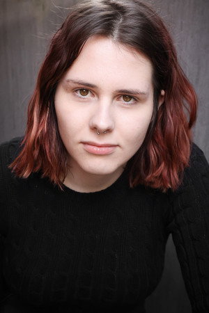 Luna Grzan portrait