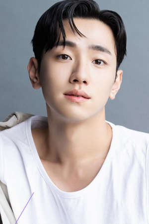 Nam Yoon-su portrait