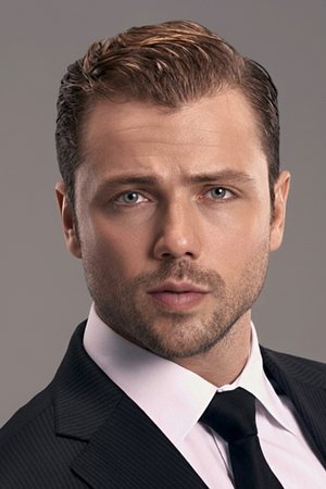 Tolga Sarıtaş portrait