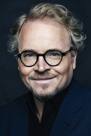 Fredrik Lindström portrait