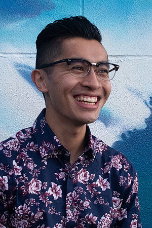 Alex Marzoña portrait