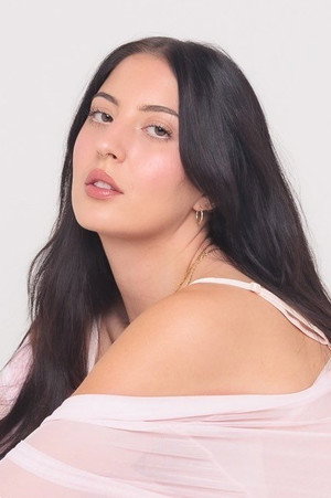 Molly Vasileva portrait