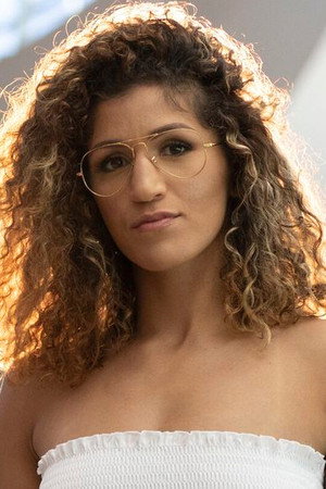 Pannie Kianzad portrait