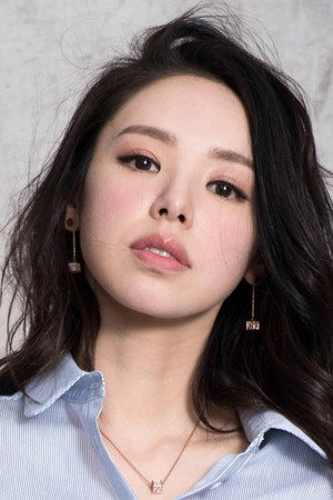 Zoie Tam portrait