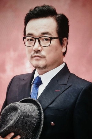 Lee Seo-hwan portrait