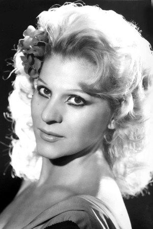 Carmen Flores portrait