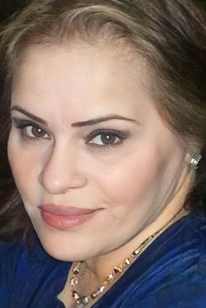 Nadia Al Iraqiya portrait