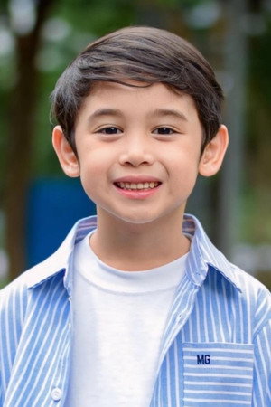 Lucas Andalio portrait