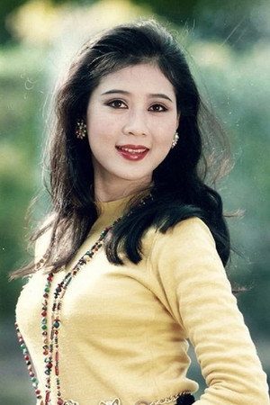 Diễm Hương portrait