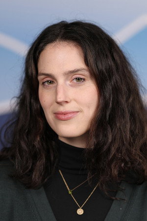 Eva Victor portrait