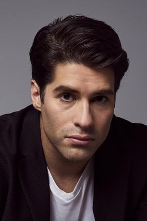 Asher Grodman portrait