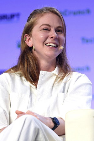 Simone Giertz portrait