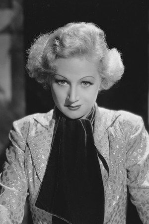 Queenie Smith portrait