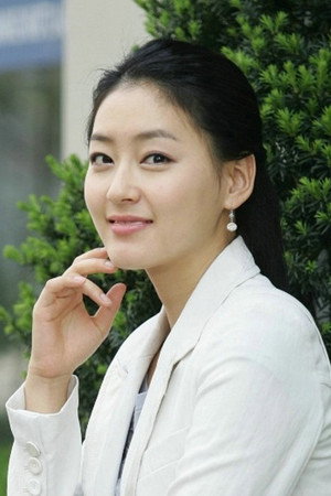Park Jin-hee portrait