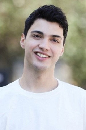 Ejder Özkarsligil portrait