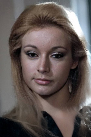 Karin Well portrait