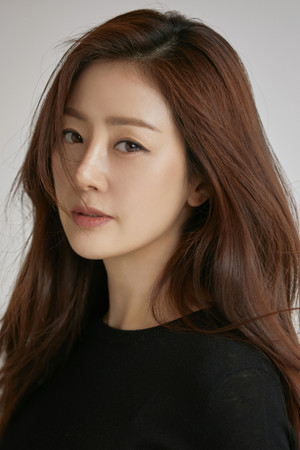 Oh Na-ra portrait