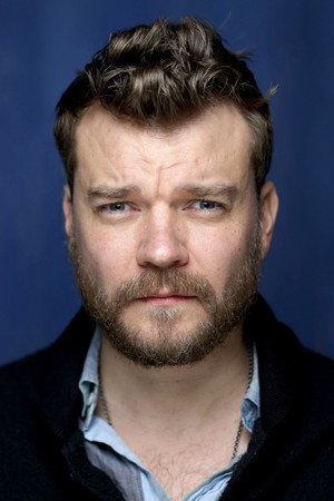Pilou Asbæk portrait