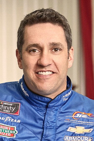 Elliott Sadler portrait