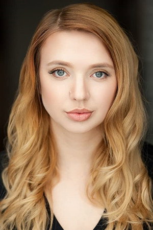 Pippa Mackie portrait