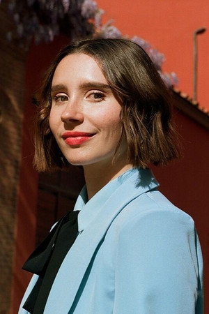 Amanda Montell portrait
