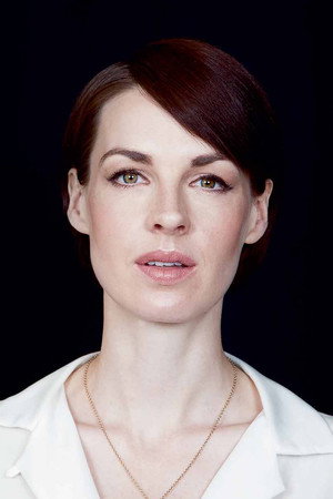 Jessica Raine portrait