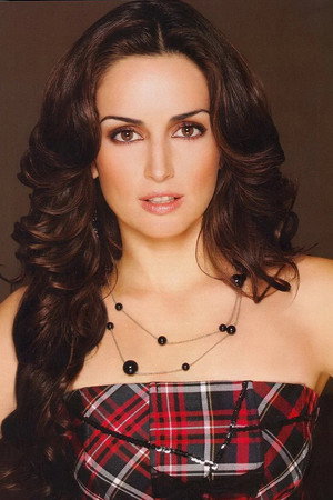 Ana de la Reguera portrait