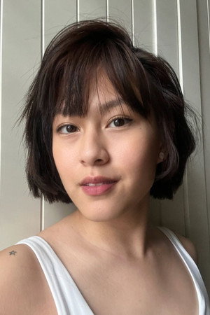 Hasyakyla Utami portrait