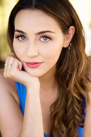 Aliandra Calabrese portrait