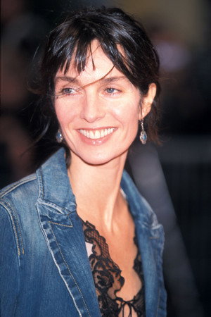 Anne Parillaud portrait