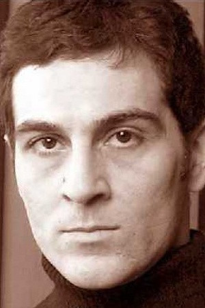 Giorgos Symeonidis portrait
