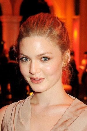 Holliday Grainger portrait